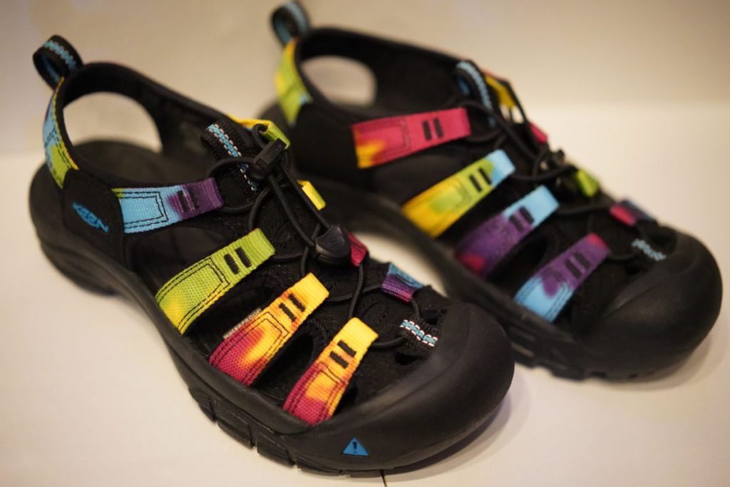 アウトドアでおすすめ！用途別最強シューズ５選！